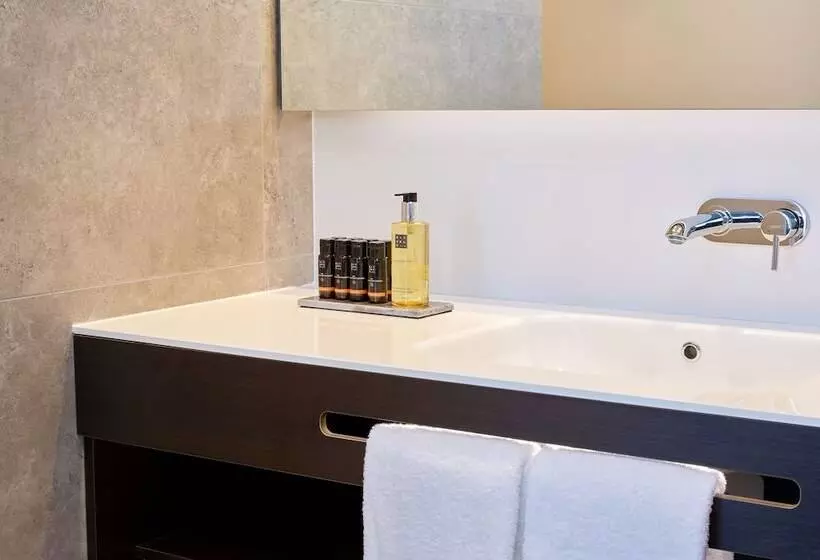اتاق راحتی, Hyperion Hotel Basel
