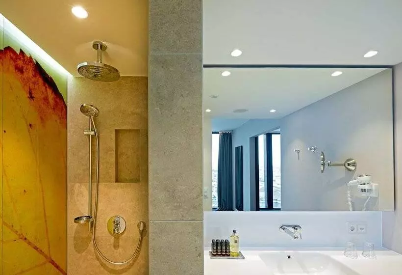 سوییت, Hyperion Hotel Basel