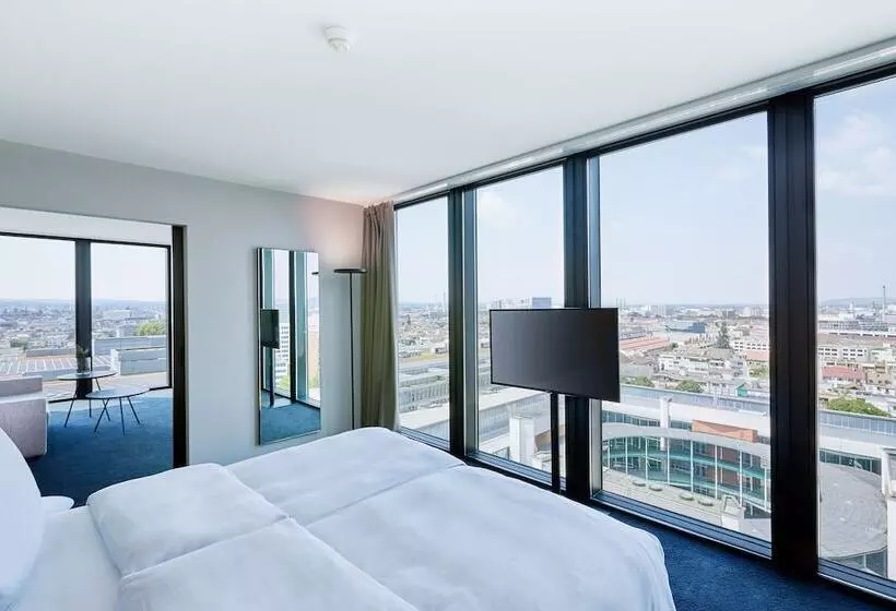 سوییت, Hyperion Hotel Basel