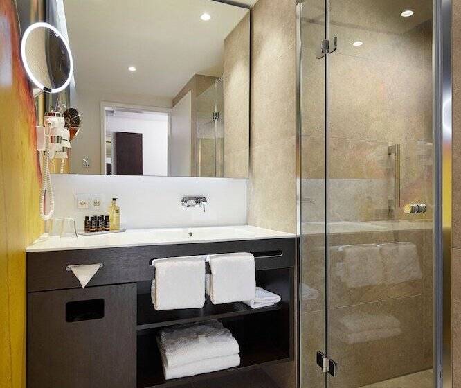 Номер Комфорт, Hyperion Hotel Basel