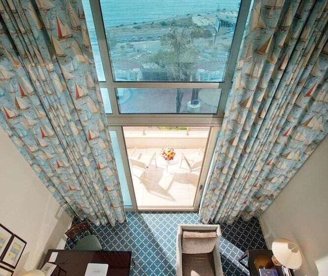 سوییت دوبلکس, Le Royal Hotel   Beirut