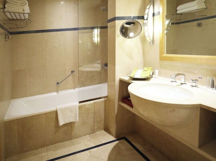 سوییت دوبلکس, Le Royal Hotel   Beirut