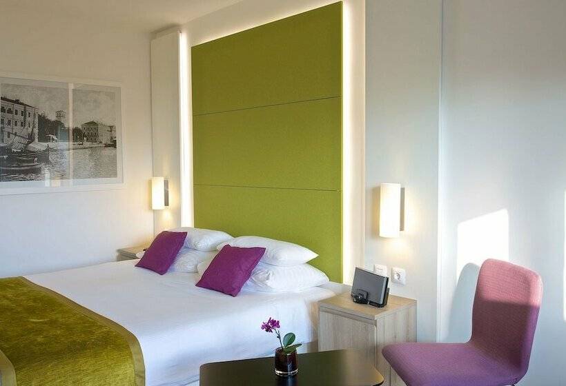 高级园景房, Park Plaza Histria Pula
