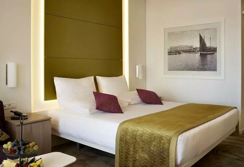 景色の見えるスーペリアルーム, Park Plaza Histria Pula