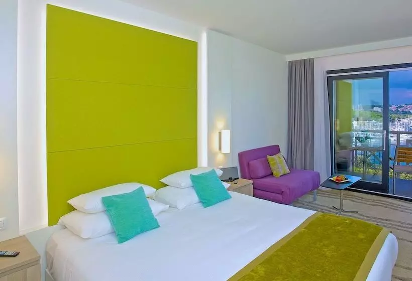 景色の見えるスーペリアルーム, Park Plaza Histria Pula