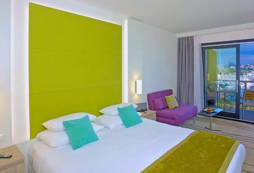 景色の見えるスーペリアルーム, Park Plaza Histria Pula