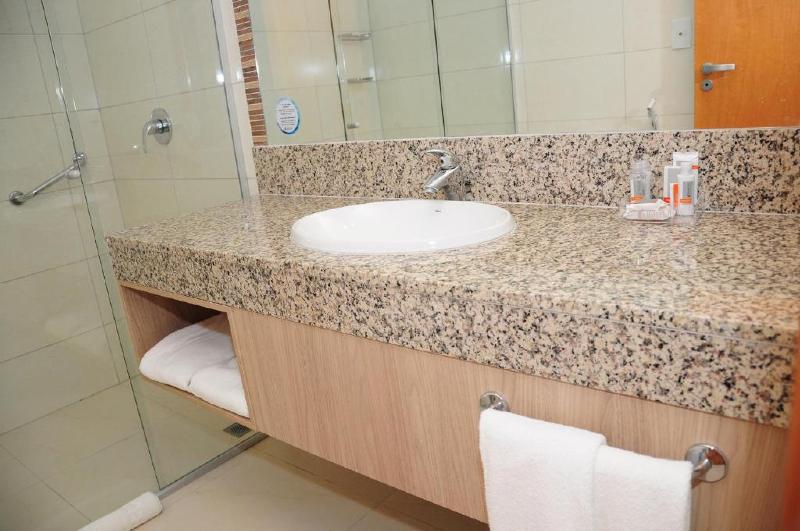 غرفة قياسية, The London Pembury