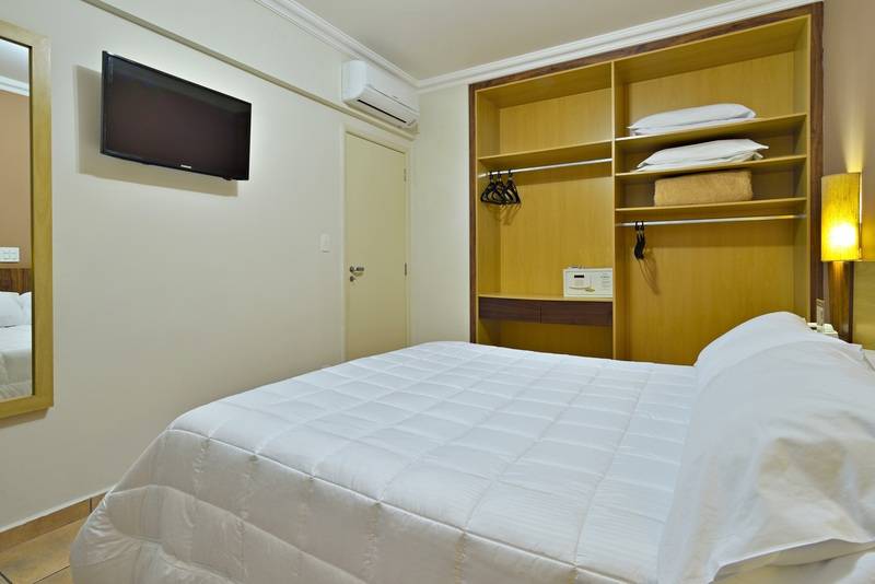 شقة غرفة واحدة, Plaza Inn Flat Araxa