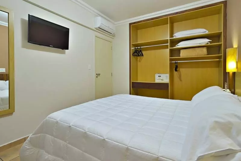 Huoneisto 1 Makuuhuone, Plaza Inn Flat Araxa