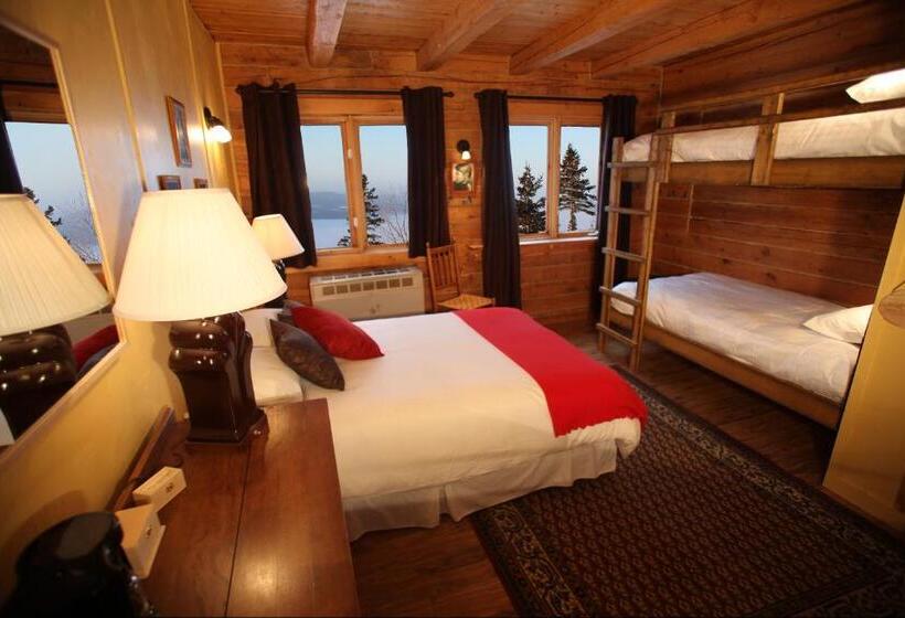 Четырехместный Номер Superior, Auberge Cap Au Leste