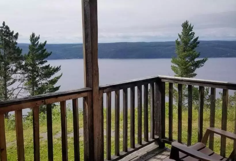 デラックスの４人部屋, Auberge Cap Au Leste