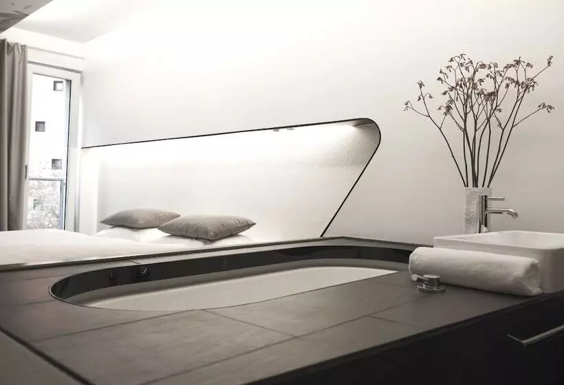Standardzimmer, Q! Berlin