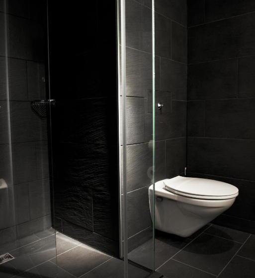 Standardeinzelzimmer, Q! Berlin