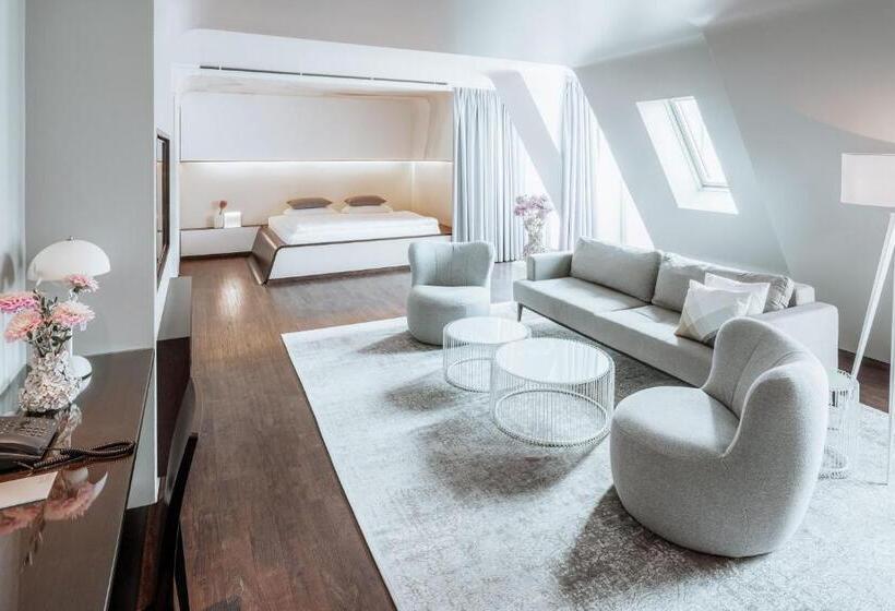 1 Schlafzimmer Penthouse Apartment, Q! Berlin