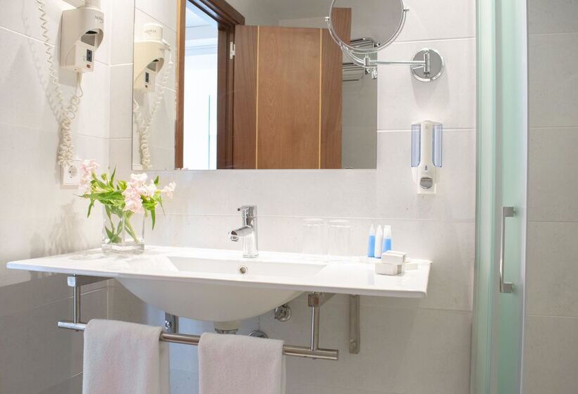 ジュニアスイート, Reverence Life