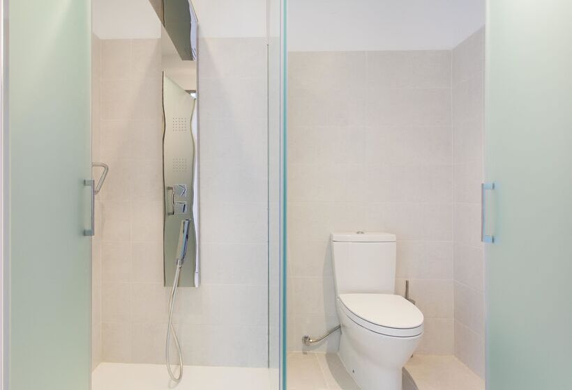 プールビューコンフォートルーム, Reverence Life