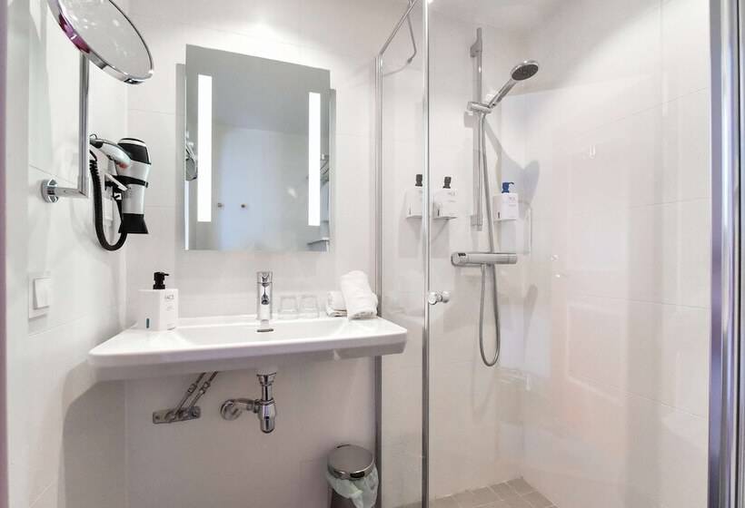 标准间, Scandic Star Lund