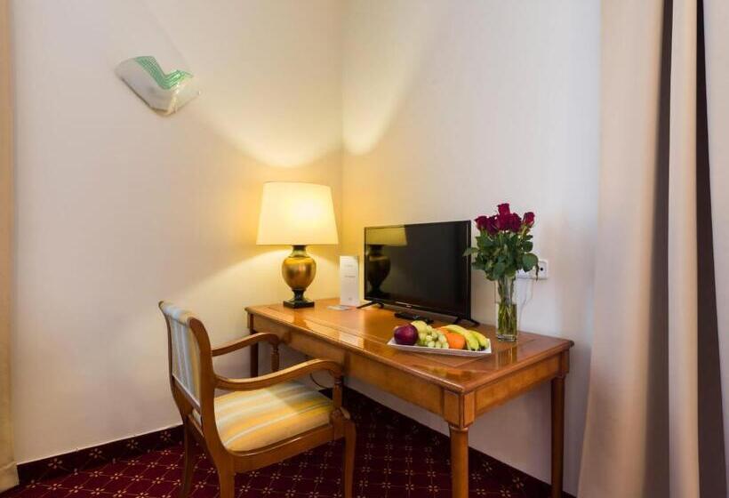 スタンダード４人部屋, St George   Czech Leading Hotels