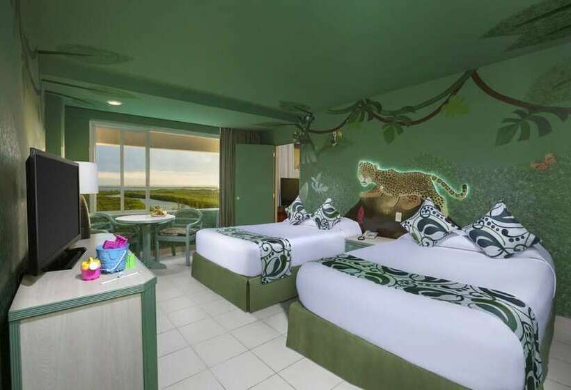 ファミリールーム, Oasis Palm