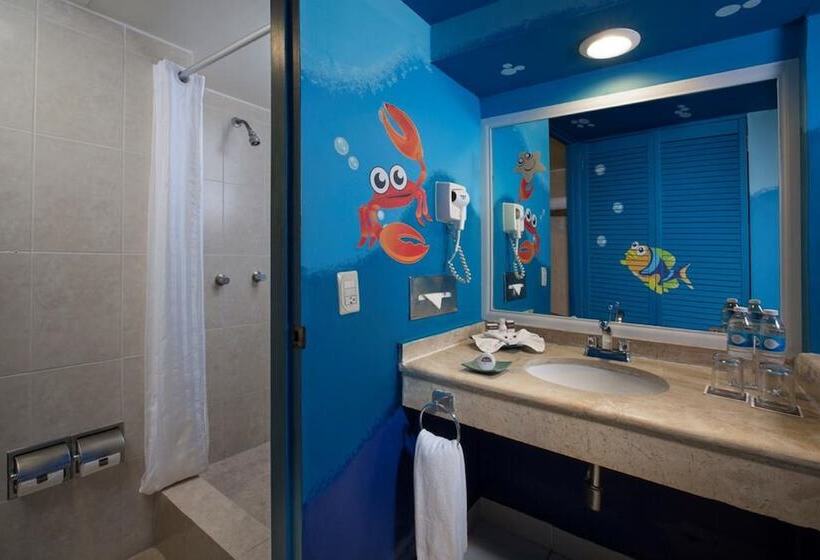 ファミリールーム, Oasis Palm