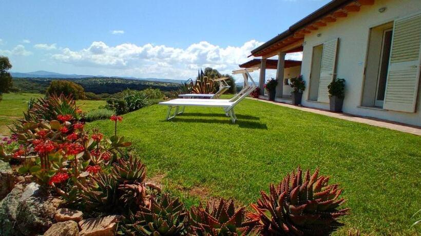 חדר דלוקס, B&b Andrieddu