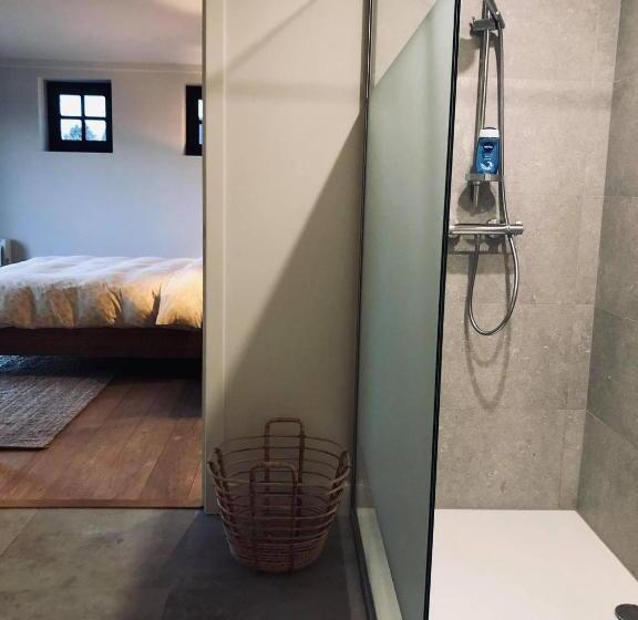 패밀리 룸, B&b Rosselaer