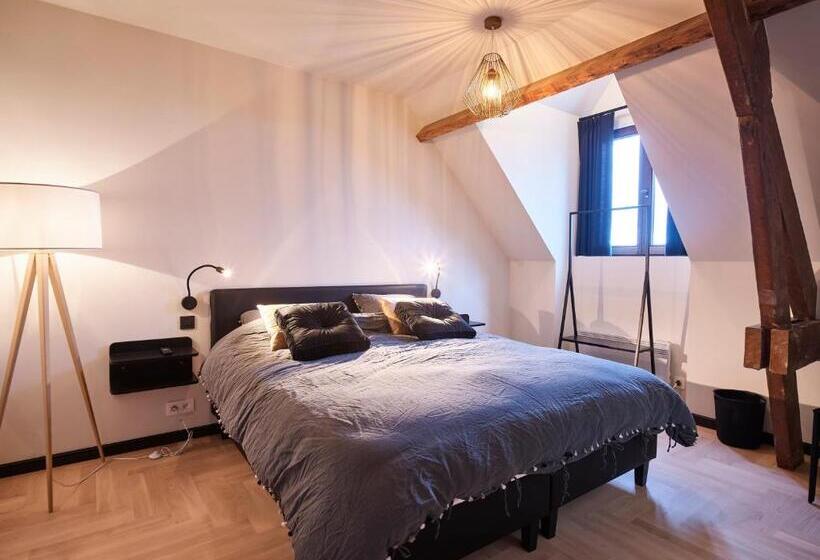 Номер Deluxe Кровать Кинг, T Convent 2.0