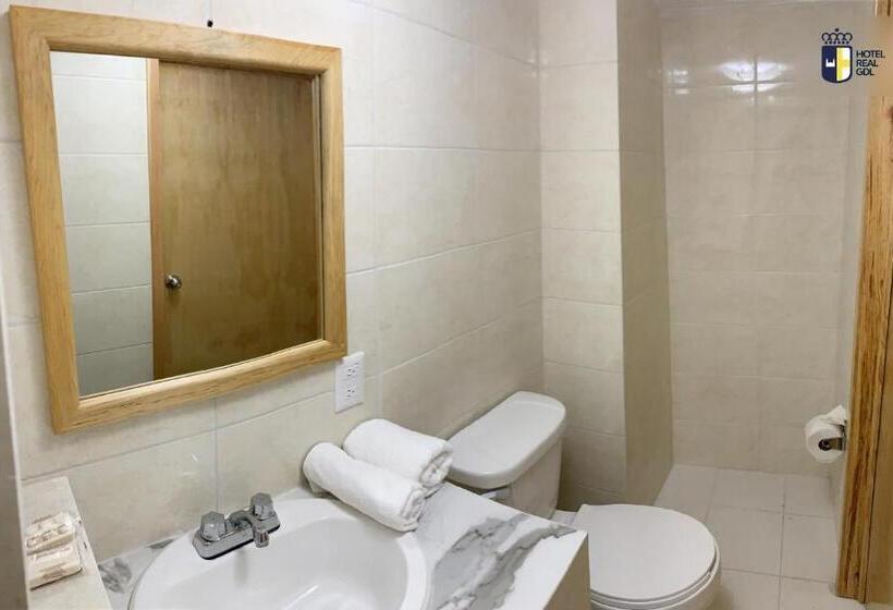 Четырехместный Номер Стандарт, Real Gdl