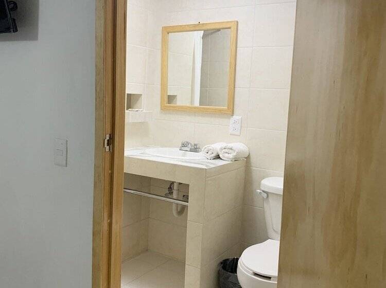 Номер Стандарт, Real Gdl