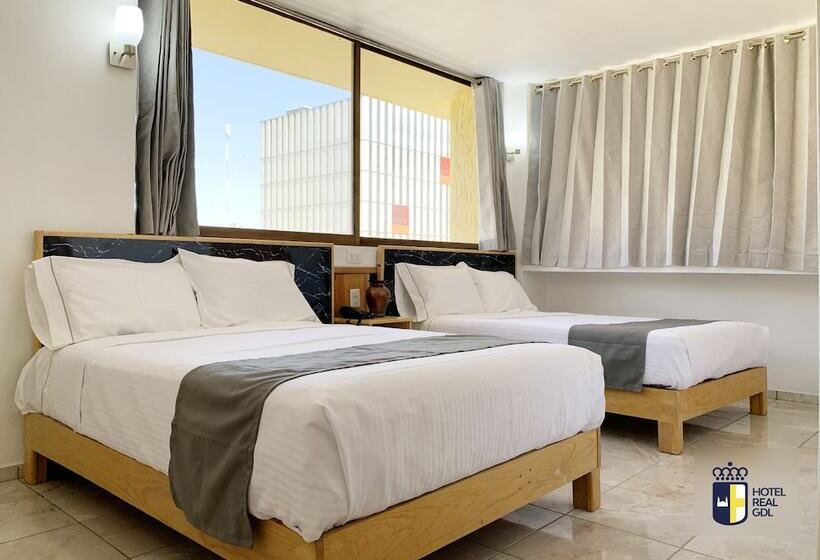 Четырехместный Номер Стандарт, Real Gdl