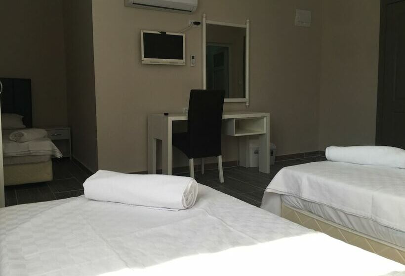 غرفة عائلية, Rivera