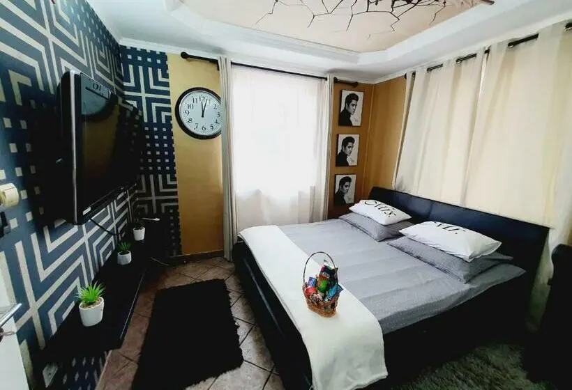 デラックスルーム, Airport Luxury Apartman 42