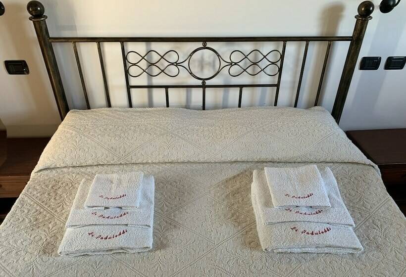 اتاق استاندارد, Li Paduleddi Country Guest House