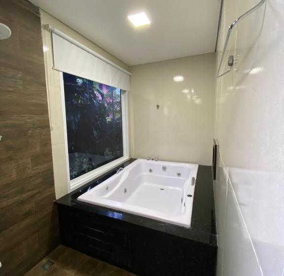 חדר סטנדרט לארבעה, Trakai Suites