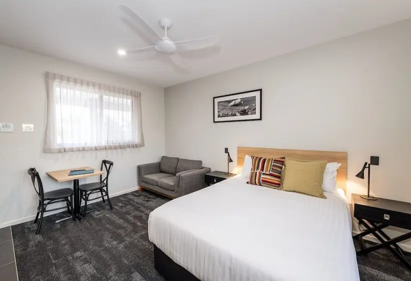 エクゼクティブルーム, Avenue Motel Apartments