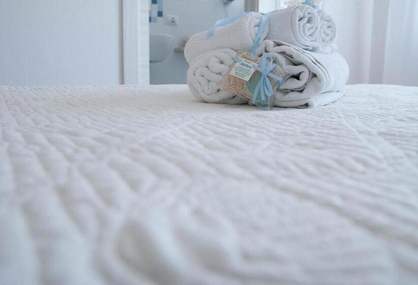 חדר סטנדרט לשלושה, Albergo Medusa