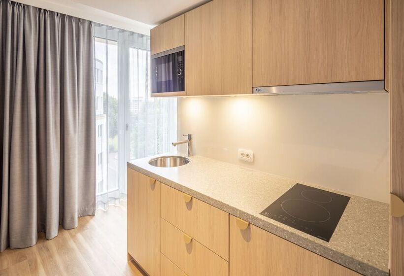 豪华工作室, Capri By Fraser Leipzig