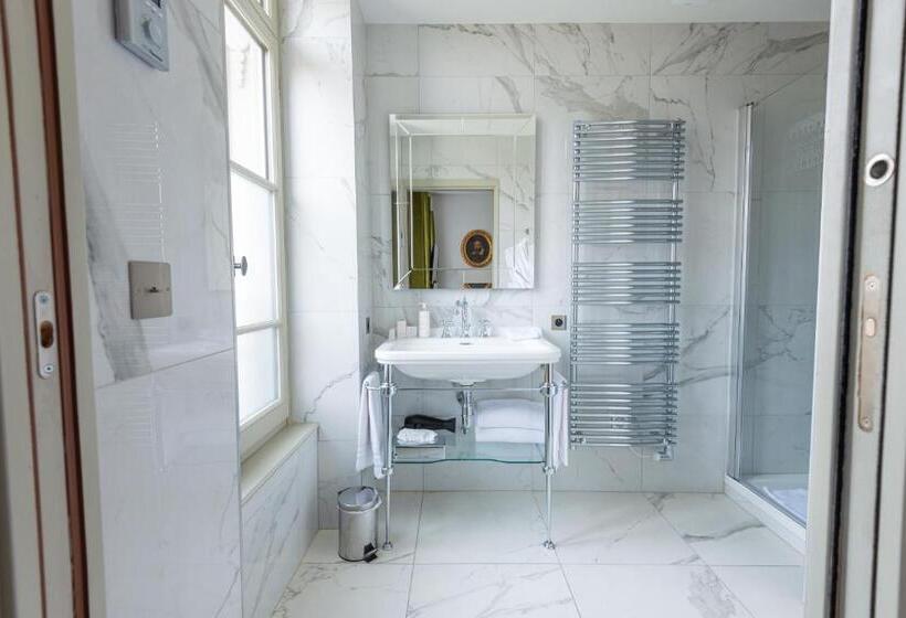 Номер Стандарт, Mille Pas