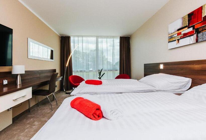 غرفة قياسية, Pierre