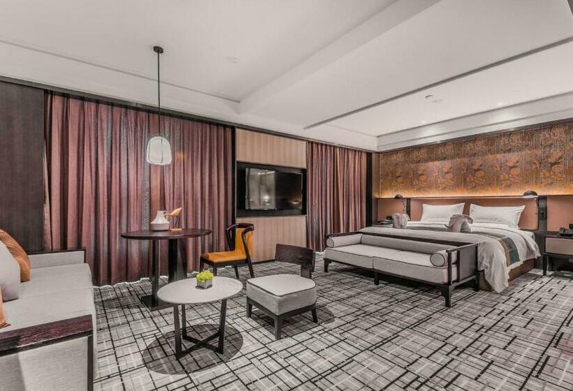 エクゼクティブルーム, Qingdao Treasure