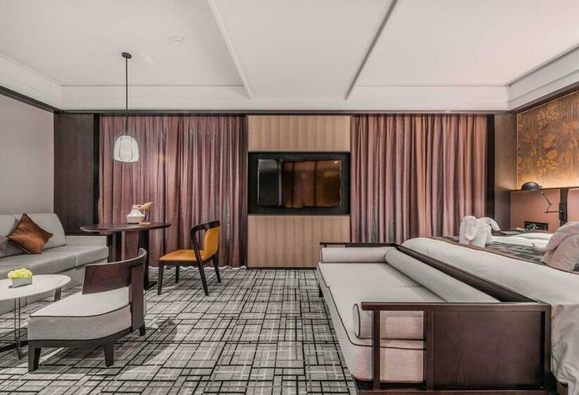 エクゼクティブルーム, Qingdao Treasure