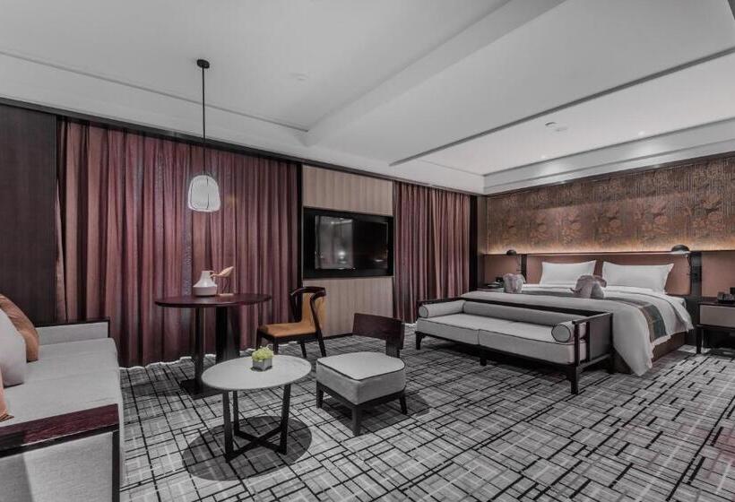 エクゼクティブルーム, Qingdao Treasure