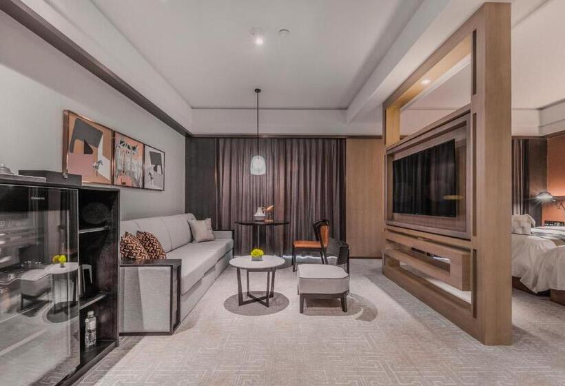 ビジネスルーム, Qingdao Treasure