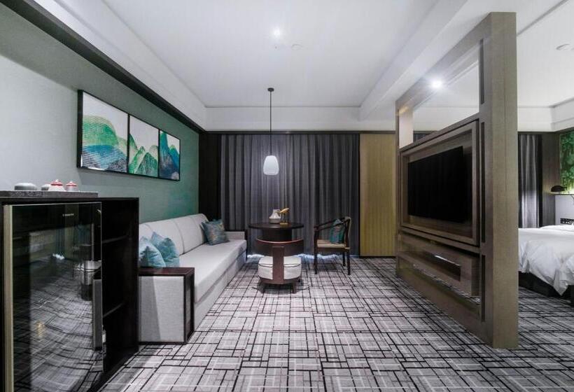 ビジネスルーム, Qingdao Treasure