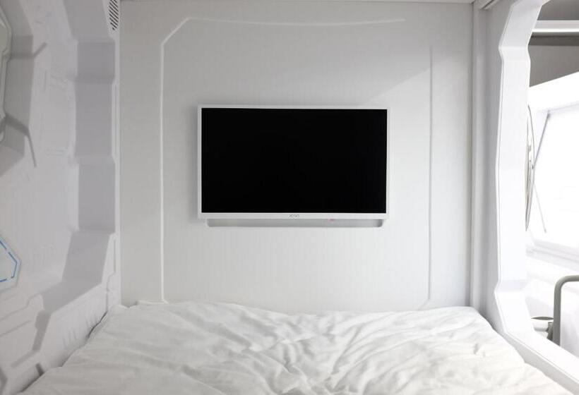 Capsule, Av 1 Capsule