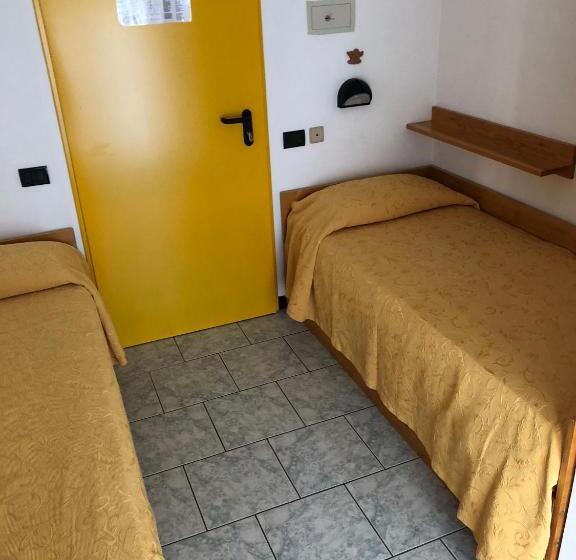 اتاق استاندارد, Ondina