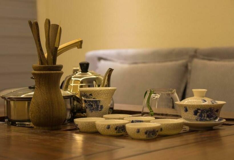 غرفة إدارية سرير كينج, Lavande Hotel Luzhou Jiale Century City