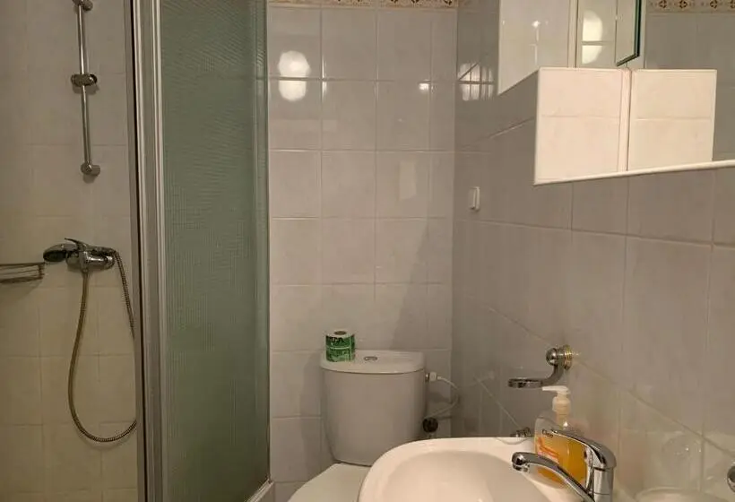 اتاق خانوادگی, Penzión Mado I