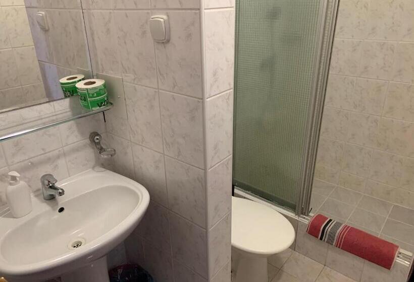 标准间带阳台, Penzión Mado I