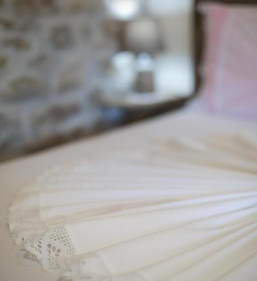 Трехместный Номер Стандарт Вид на Сад, The Mosaic House Shtepia Me Mozaik